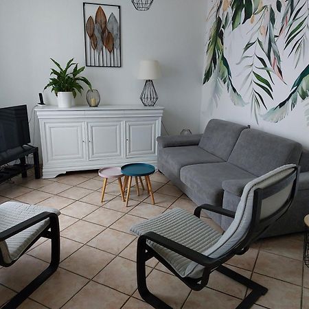 Gite De L Epinette Commentry Bagian luar foto