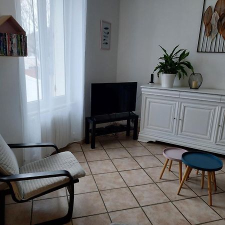 Gite De L Epinette Commentry Bagian luar foto