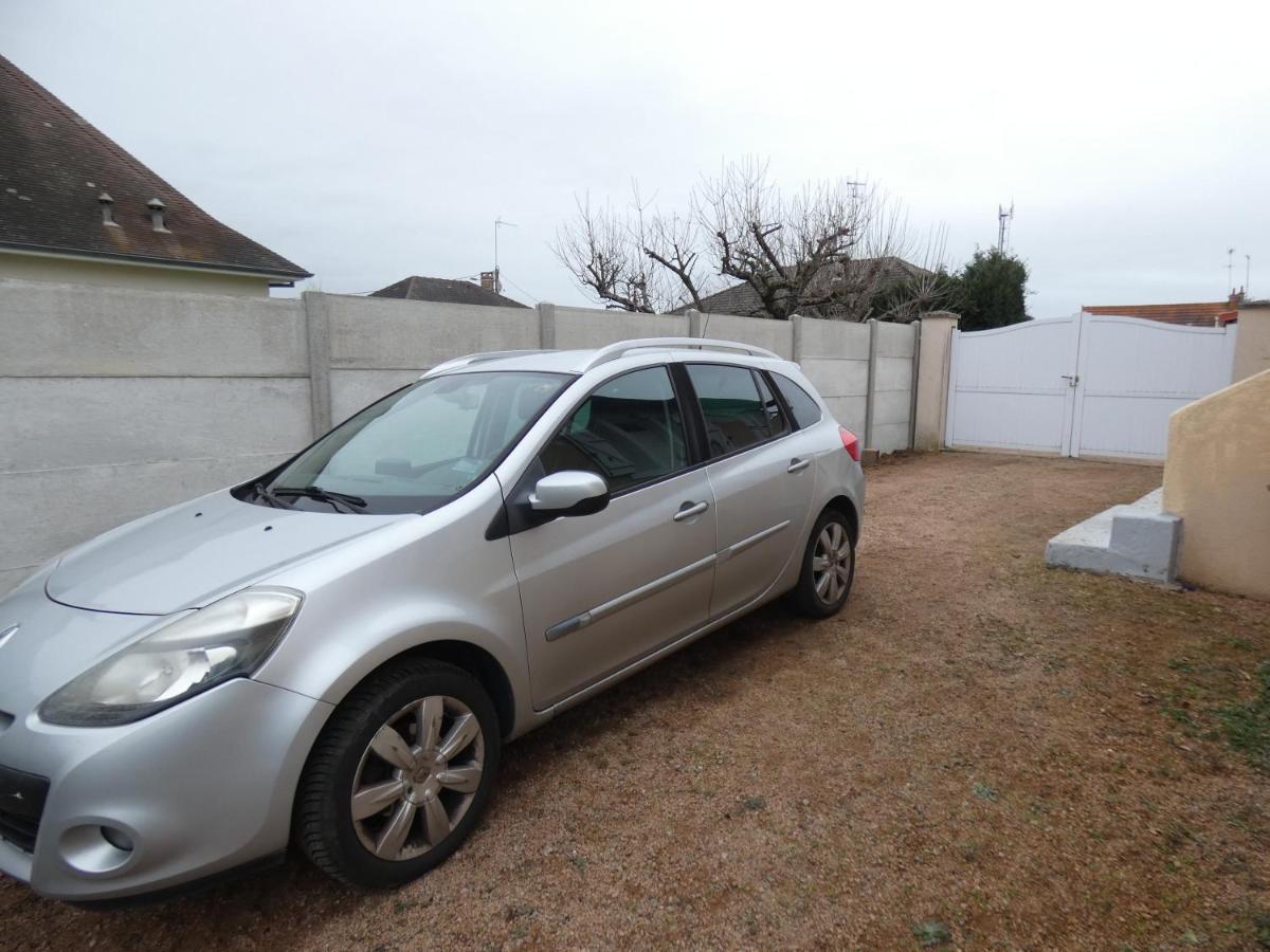 Gite De L Epinette Commentry Bagian luar foto
